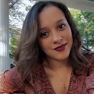 Meet your Posher, Kiana